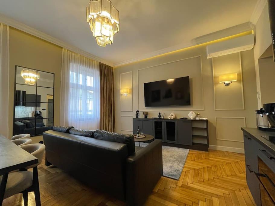 Crown Pearl - Wonderful Apartment, 110Scm, 4 Rooms كراكوفيا المظهر الخارجي الصورة