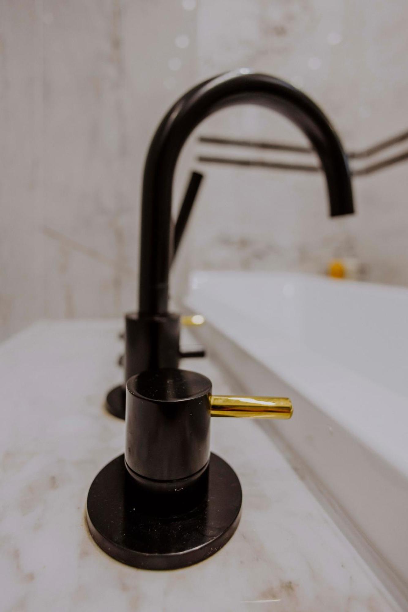 Crown Pearl - Wonderful Apartment, 110Scm, 4 Rooms كراكوفيا المظهر الخارجي الصورة